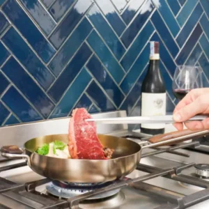 Beefsteak cooking on OM-HU Frying Pan